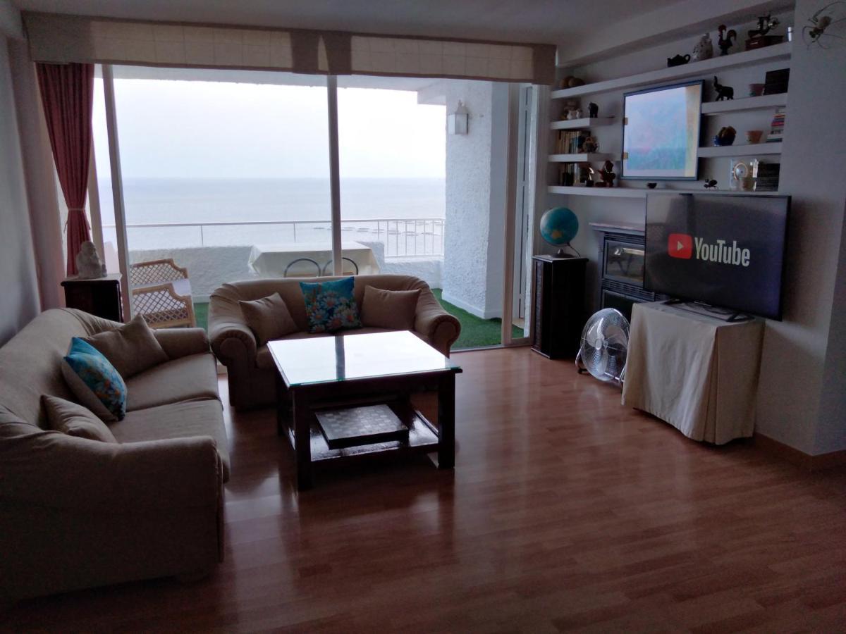 Apartment De La Montana Al Mar